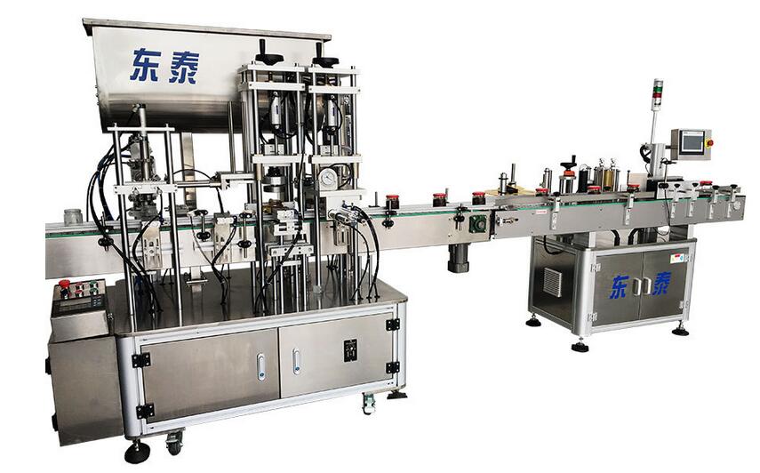 自動辣椒醬灌裝機為產(chǎn)品帶來“魅力”